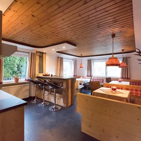 Haus Maria Larcher *