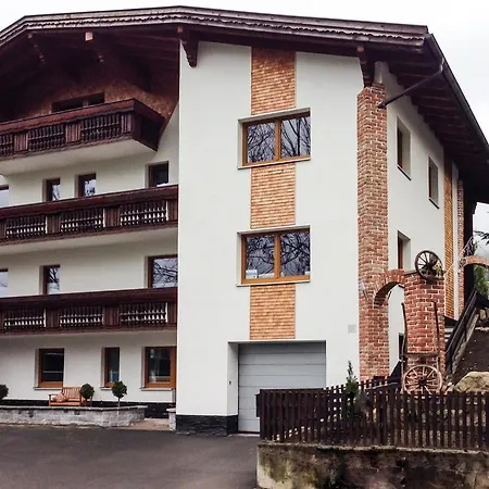 Haus Maria Larcher באך