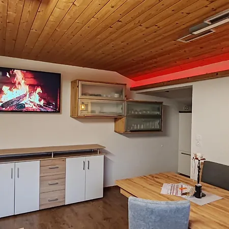 Haus Maria Larcher *