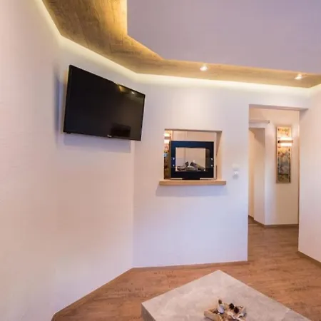 Haus Maria Larcher Апартаменты Бах