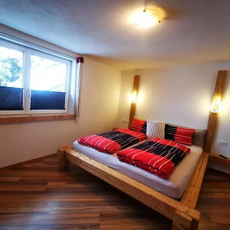 Haus Maria Larcher Appartamento *