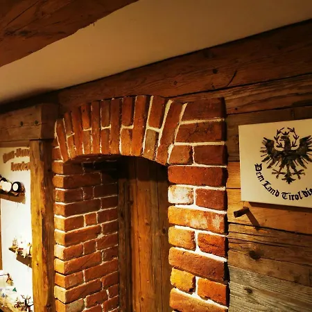 Haus Maria Larcher * Bach (Tyrol)