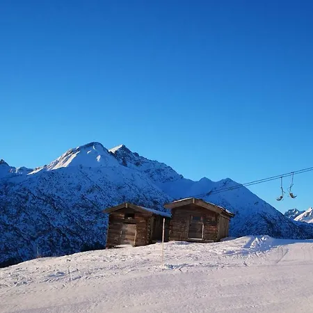 Haus Maria Larcher * Bach (Tyrol)