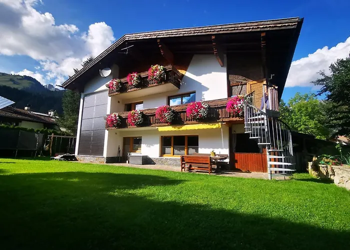 Haus Maria Larcher * Bach (Tyrol)